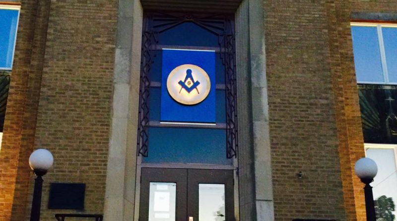 Entrance to Lodge No. 492